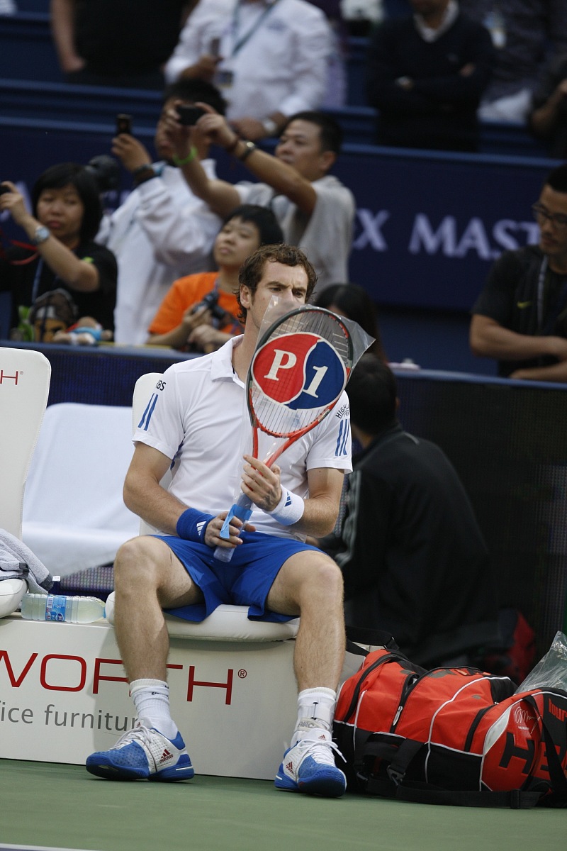 戴维斯杯鏖战拉沃尔杯，穆雷惊艳四座