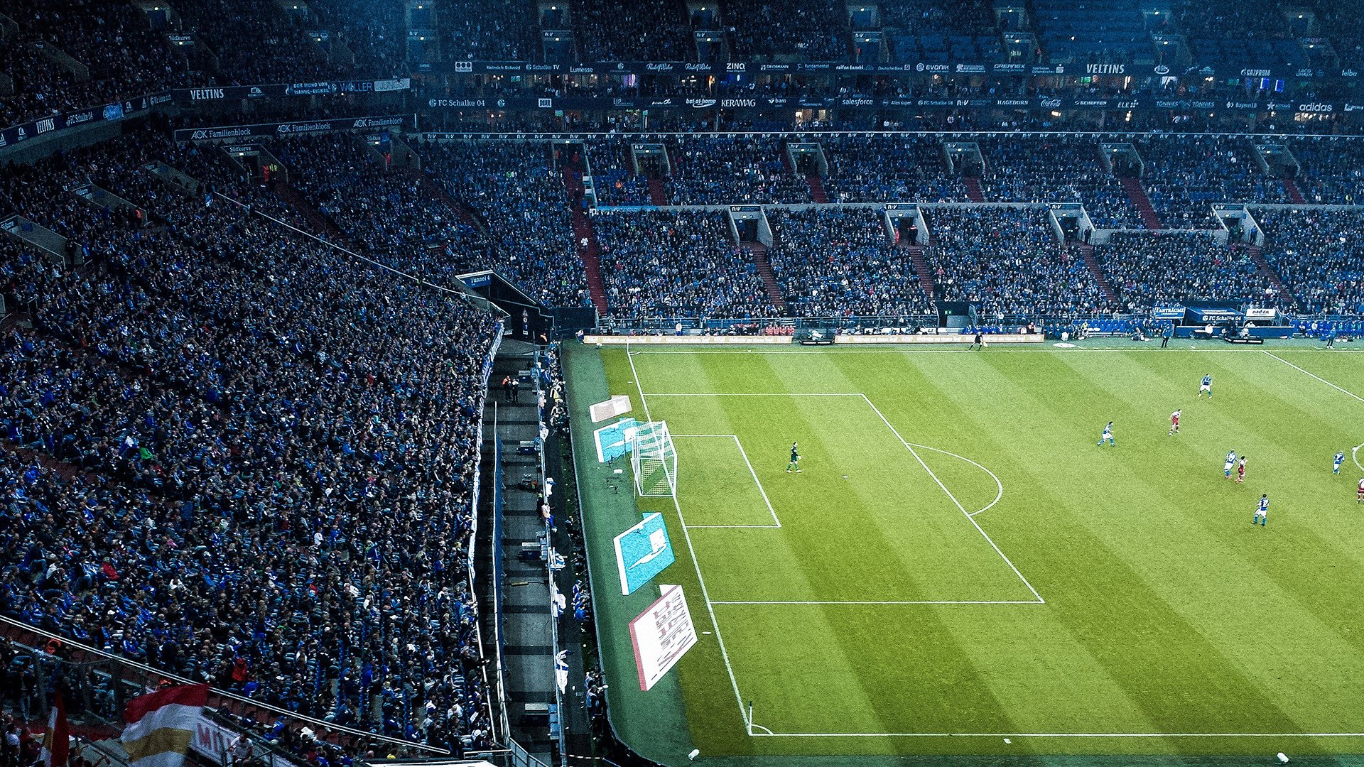 蓝桥风暴,切尔西抢七式击溃加拿大,足球与篮球的战术共鸣